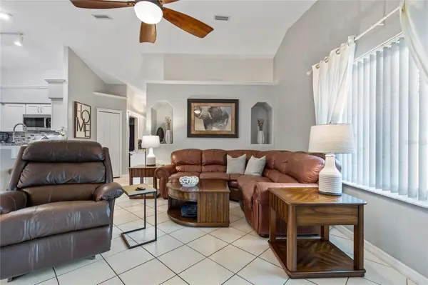 102 EASTWOOD DR, Palm Coast, FL 32164