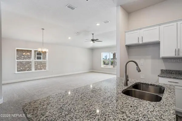 16 BEAVERDAM LN, Palm Coast, FL 32137