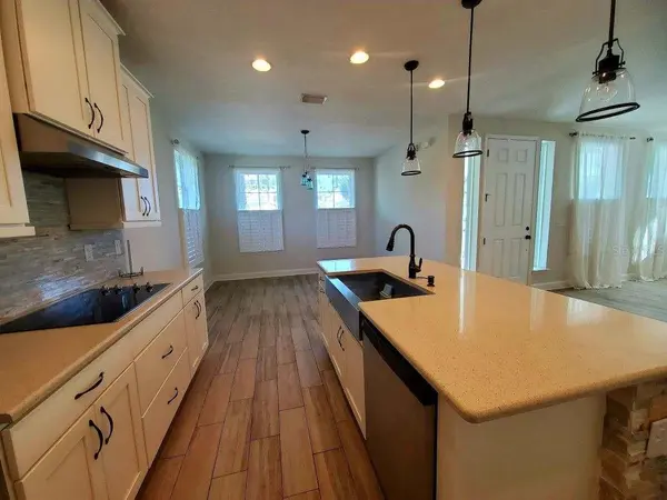 37 SANDY BEACH WAY, Palm Coast, FL 32137