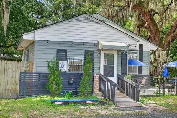 3323 SAINT JOHNS AVE, Palatka, FL 32177