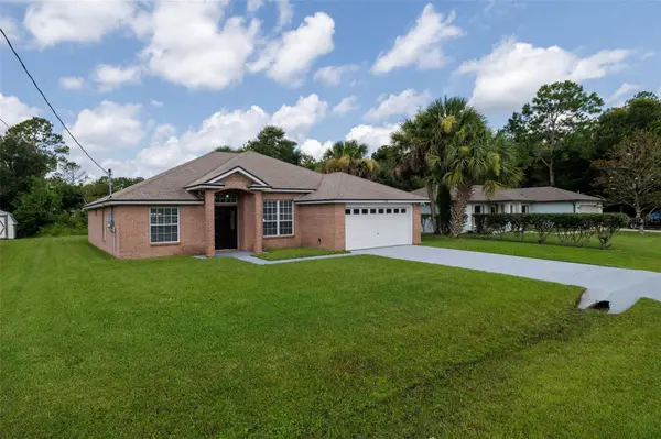 156 BARRINGTON DR, Palm Coast, FL 32137