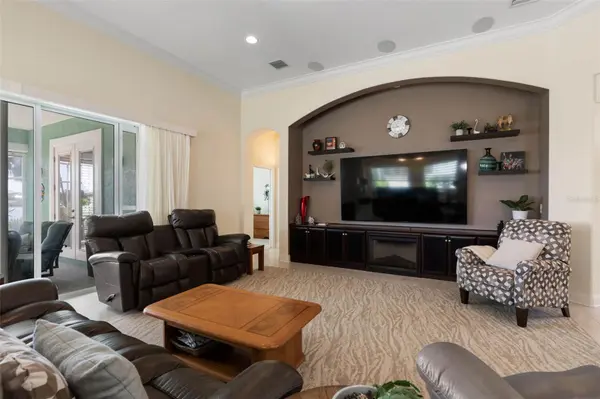127 S RIVERWALK DR, Palm Coast, FL 32137