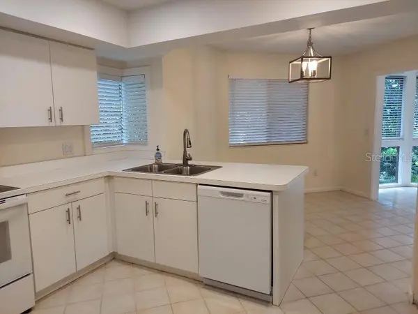 10 MASTERS CT, Palm Coast, FL 32137