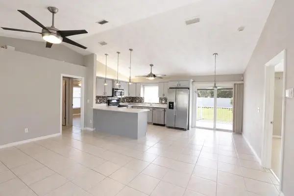 4 SEVERN CT, Palm Coast, FL 32164