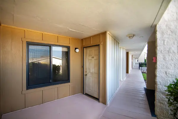 2600 OCEAN SHORE BLVD #111, Ormond Beach, FL 32176
