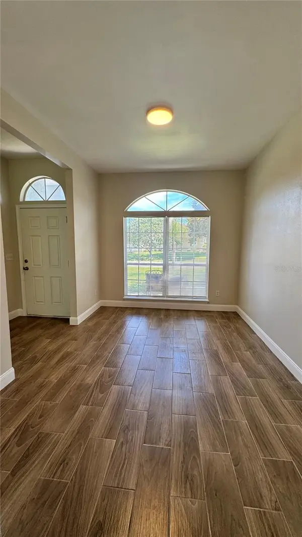 1 PRESIDENT LN, Palm Coast, FL 32164
