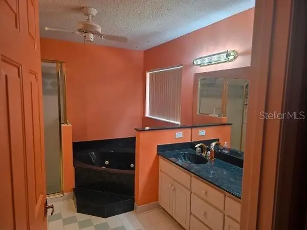 8 SUTTON CT, Palm Coast, FL 32164