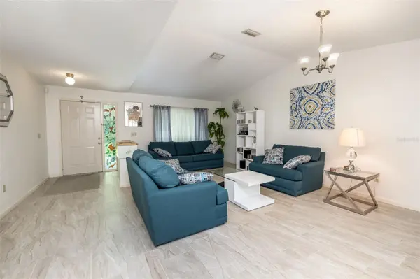 7 PERKINS LN, Palm Coast, FL 32164