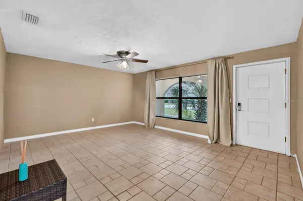 475 WOODSTOCK DR, Port Orange, FL 32127
