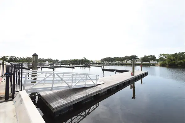 114 DEL PALMA DR, Palm Coast, FL 32137