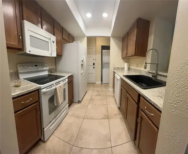 308 PALM COAST Pkwy NE #203, Palm Coast, FL 32137