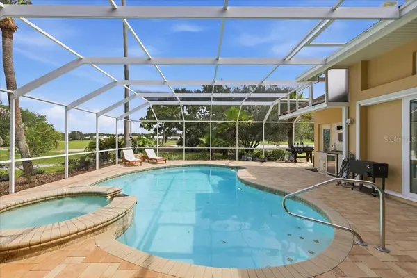 9161 SOUTHERN COMFORT CT, Weeki Wachee, FL 34613