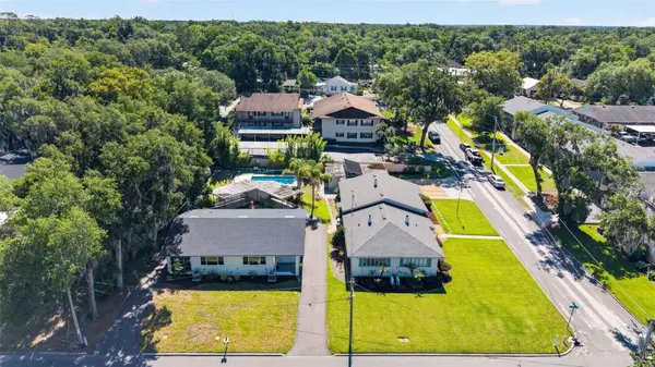 1012 N BAKER ST, Mount Dora, FL 32757