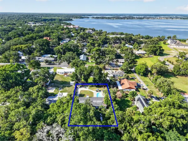 414 W 12TH AVE, Mount Dora, FL 32757