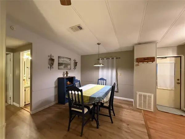 101 CYPRESS RD, Wildwood, FL 34785
