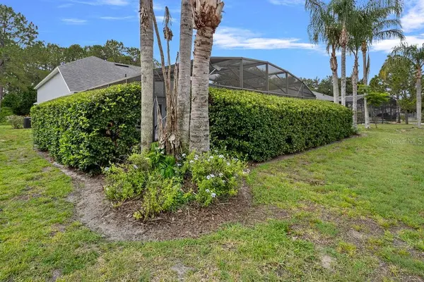 1018 GRAND RESERVE DR, Davenport, FL 33837