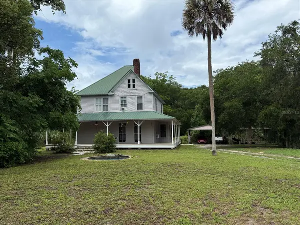 110 N VOLUSIA AVE, Pierson, FL 32180