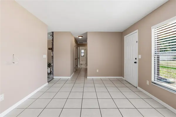 214 E FLOYD AVE, Lake Mary, FL 32746