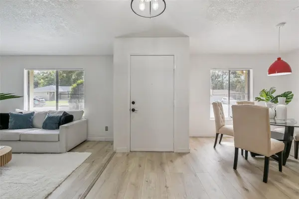 2911 AUTUMNWOOD TRL, Apopka, FL 32703