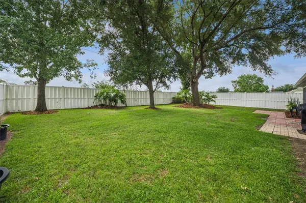2243 WOLF RIDGE LN, Mount Dora, FL 32757