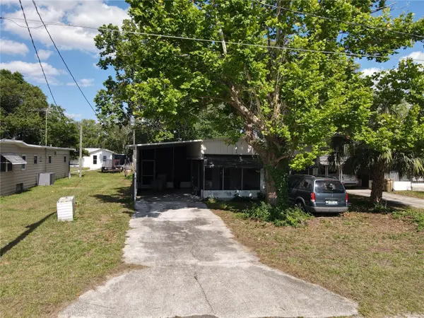 28814 HUBBARD ST, Leesburg, FL 34748