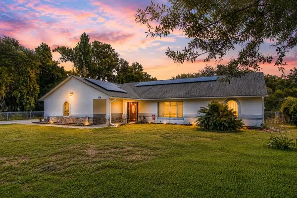 18 WESTON RD, Leesburg, FL 34748