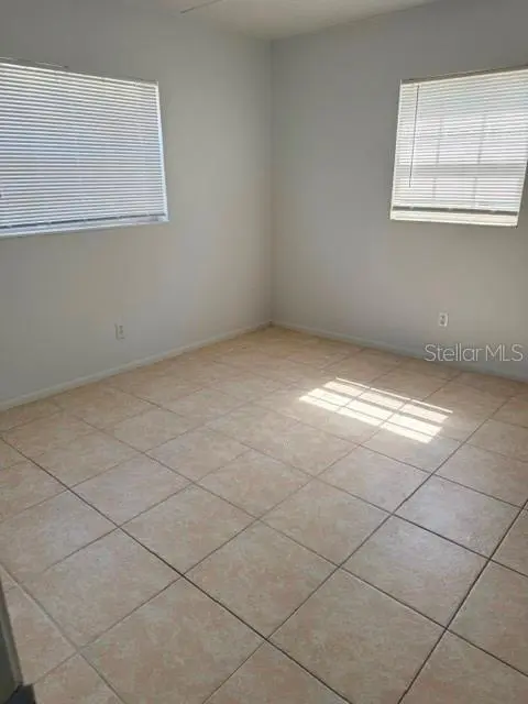 1100 E CAROLINE ST #119, Tavares, FL 32778