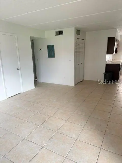 1100 E CAROLINE ST #119, Tavares, FL 32778