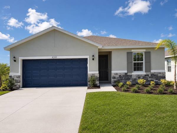 6201 N SANDERS GROVE CIR, Okahumpka, FL 34762