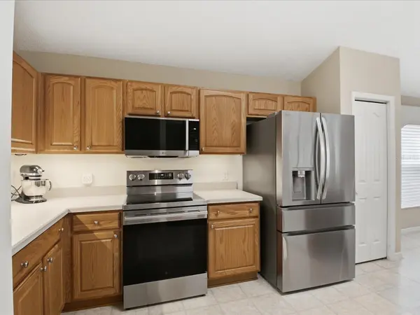 1332 CAMERO DR, The Villages, FL 32159