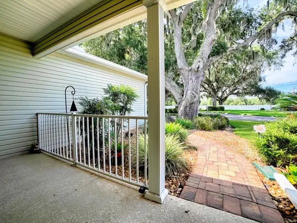 1033 MEADOWBEND DR, Leesburg, FL 34748