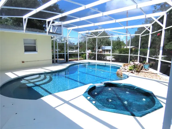 787 N WATERVIEW DR, Clermont, FL 34711