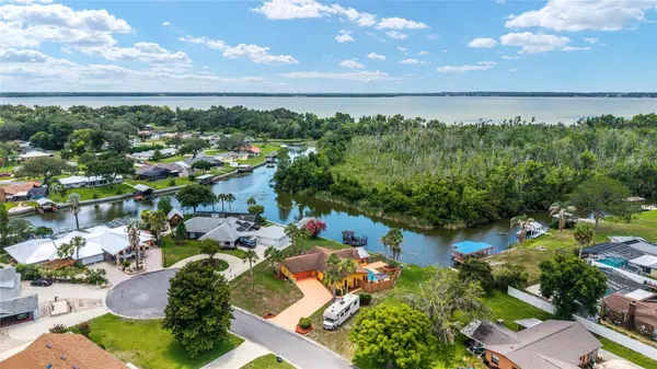 5330 KINGS CT, Fruitland Park, FL 34731