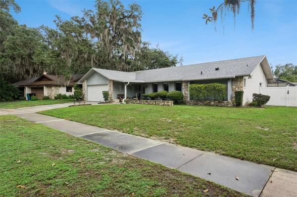 4902 BRIAR OAKS CIR, Orlando, FL 32808