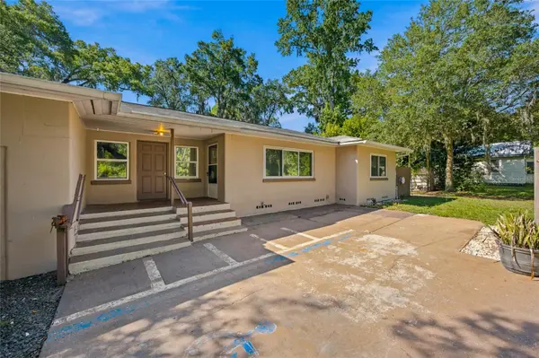 5762 S AGNEW RD, Belleview, FL 34420