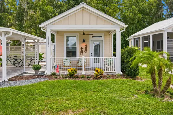 12145 GRAND OAK LN, Oxford, FL 34484