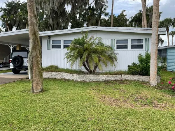 112 PALM DR #B, Eustis, FL 32726