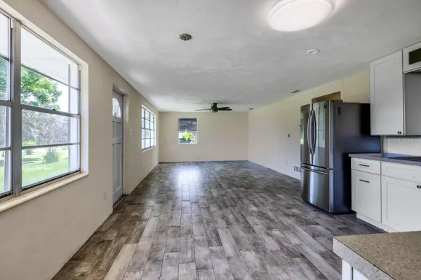 5222 EAGLES NEST RD, Fruitland Park, FL 34731