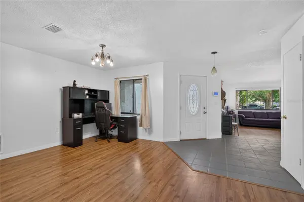 3303 FOXBORO CT, Mount Dora, FL 32757