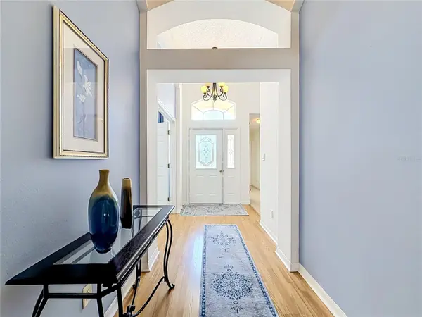 25243 RIVER CREST DR, Leesburg, FL 34748