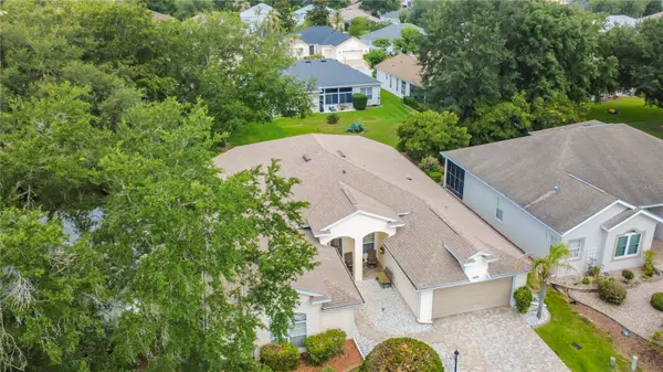 25243 RIVER CREST DR, Leesburg, FL 34748