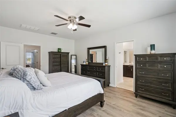 1235 DORA PARC LN, Mount Dora, FL 32757