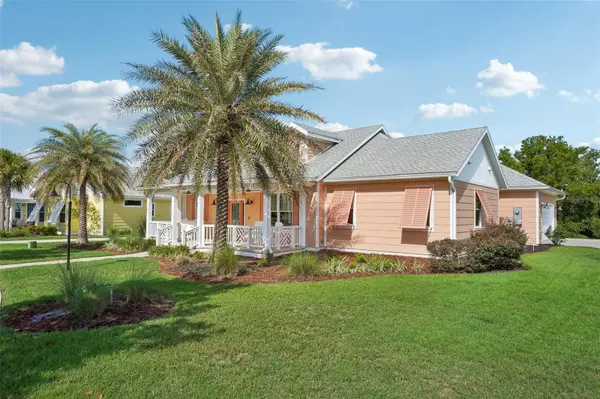 1212 FIESTA KEY CIR, Lady Lake, FL 32159