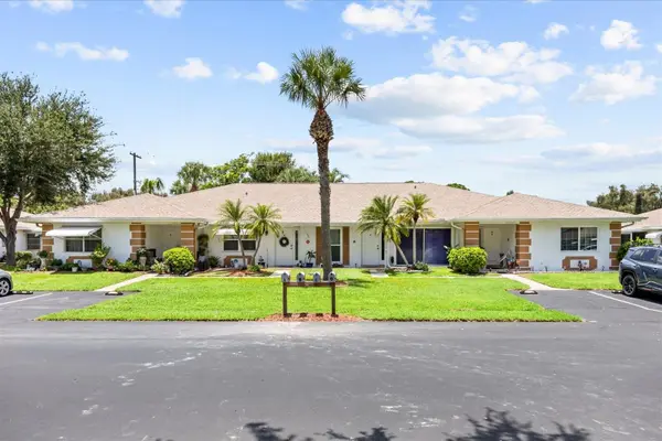 127 LAKES END DR #C, Fort Pierce, FL 34982