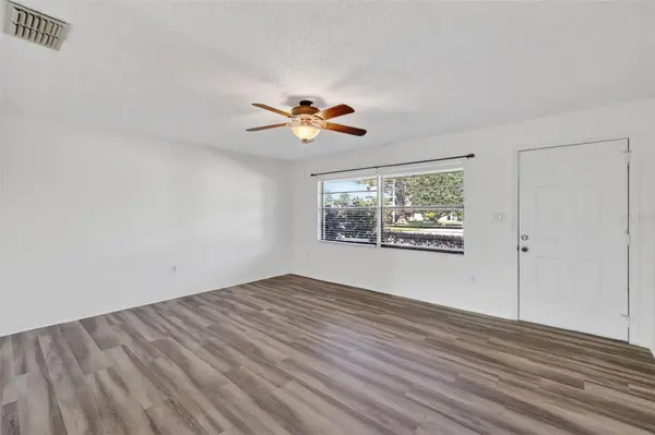 12520 ORANGEWOOD CT, Tavares, FL 32778