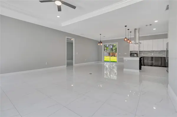 319 WATER SHORE DR, Leesburg, FL 34748