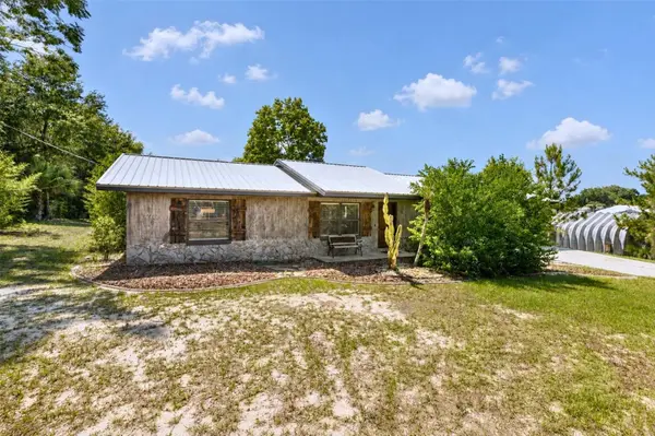 37149 GRAYS AIRPORT RD, Lady Lake, FL 32159