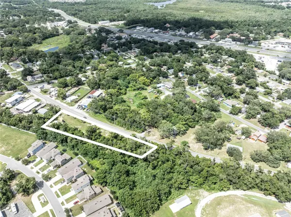 801 S DIXIE AVE #A, Fruitland Park, FL 34731