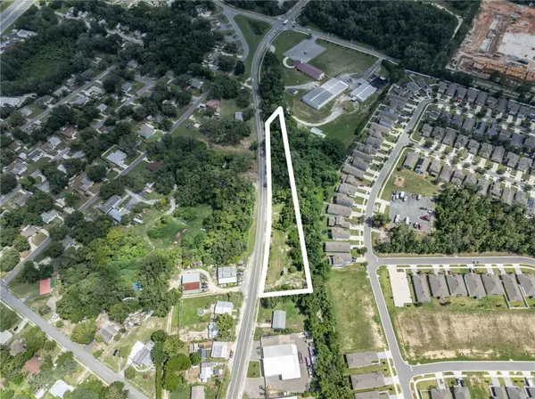 801 S DIXIE AVE #A, Fruitland Park, FL 34731