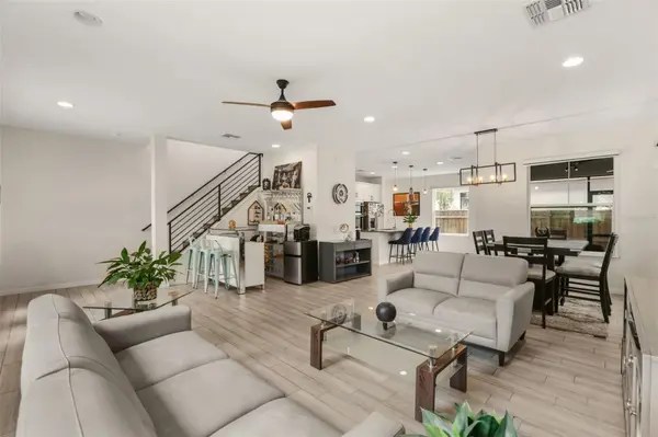 2338 S BROWN AVE, Orlando, FL 32806